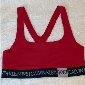 Calvin klein sports bra size L